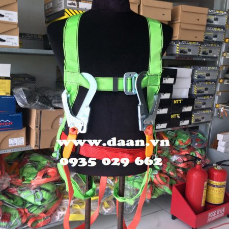Dây an toàn toàn thân 2 móc